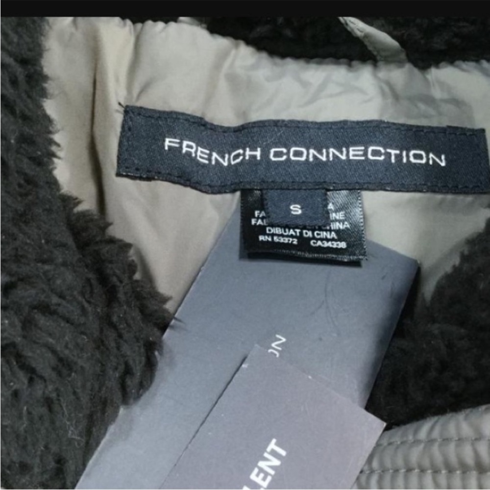 French Connection Grey Hooded Puffer Coat Size Small - Picture 5 of 6